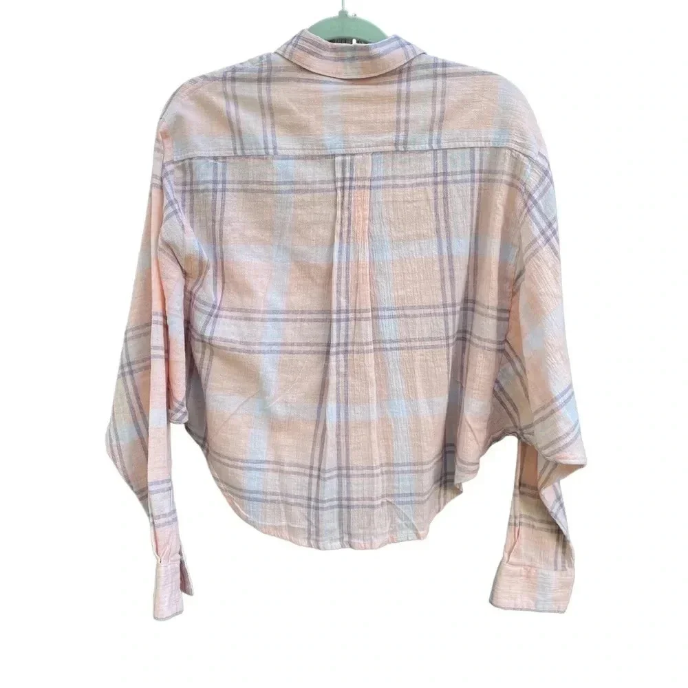 FREE PEOPLE PLAID CROPPED BUTTON DOWN